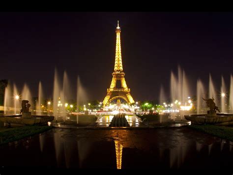 Eiffel Tower At Night Wallpapers - Wallpaper Cave