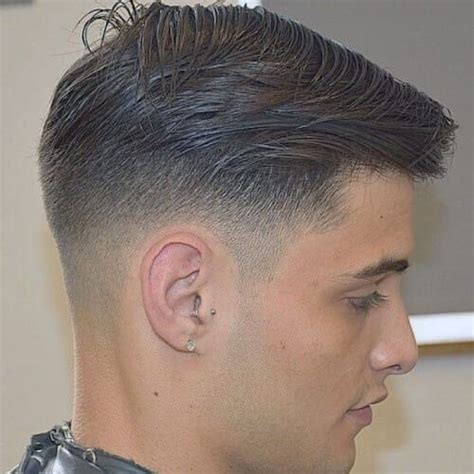 model rambut low skin fade - Richard Russell