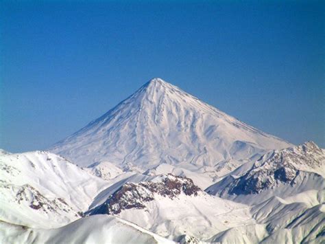 Damavand Volcano Earthquakes: Latest Quakes Past 14 Days | VolcanoDiscovery