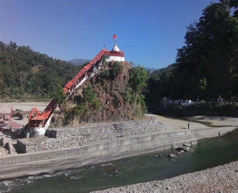 Garjiya Devi Temple in Ramnagar (Uttarakhand), timings, history, darshan