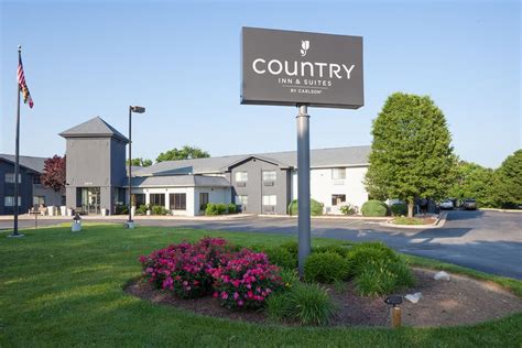 Country Inn & Suites