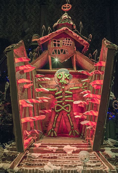 2017 Haunted Mansion Holiday Gingerbread House at Disneyland Park | The Kingdom Insider