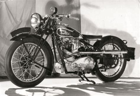 Royal Enfield 1901 - 2021: Pengalaman Berkendara Sesungguhnya Selama 120 Tahun - Torak