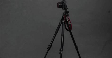 Camera on Tripod · Free Stock Photo