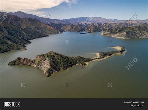 Pyramid Lake Image & Photo (Free Trial) | Bigstock