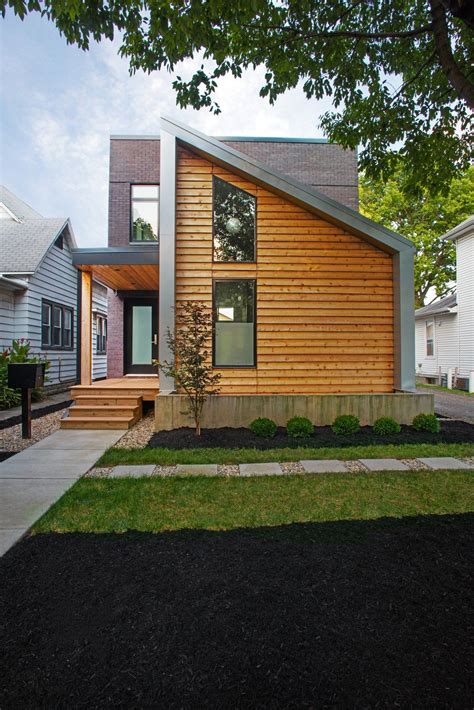 Clad in Cedar and Metal, an Indianapolis Home Gives a Modern Salute to ...