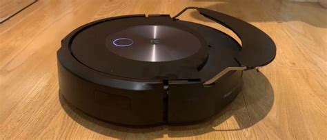 iRobot Roomba Combo J7 Plus review - GearOpen.com