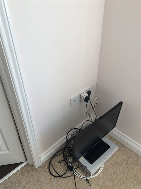 Wall mount TV and sky box but hide cables - Trevange-Connecting your ...