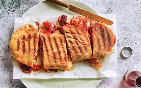 ’Nduja, roast pepper and mozzarella toastie recipe