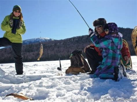 5 Must-Do Winter Activities in Michigan's Upper Peninsula