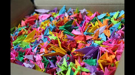Folding 1000 Origami Paper Cranes for a BlackBerry 10 Phone - YouTube