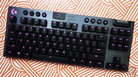 Logitech G915 TKL, Gaming Keyboard Ringkas dan Terjangkau - TeknoReview