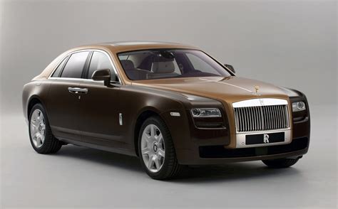 2012 Rolls-Royce Two-Tone Ghost Review, Pictures, MPG & 0-60 Time