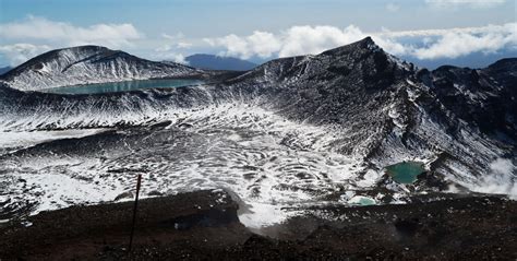 Tongariro Alpine Crossing - dismal wilderness