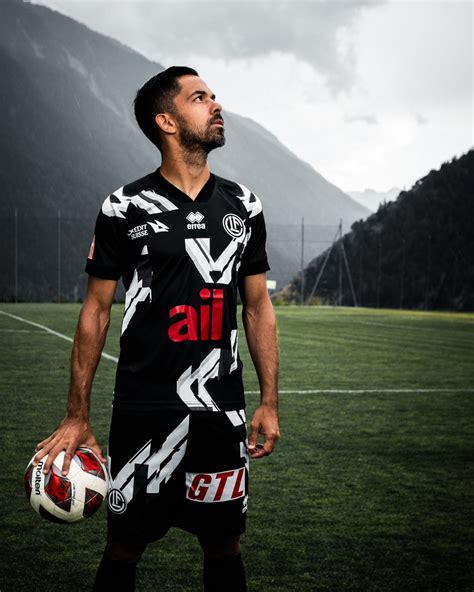 Camisa Titular FC Lugano 2023-24