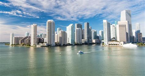 Cheap Flights from Detroit to Miami from $152 | (DTT - MIA) - KAYAK