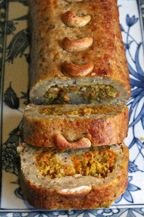 Stuffed Cashew Nut Roast | Recipe (With images) | Vegan nut roast ...