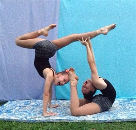 This is really cool!!! 2 person stunts Gymnastics Stunts, Cheerleading, Gymnastics Tricks ...