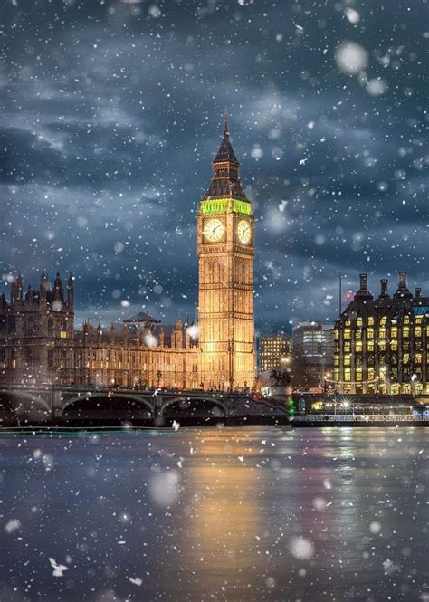 Christmas in London | London christmas, London wallpaper, London snow