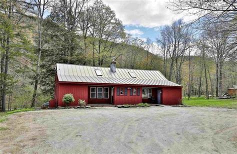 Pittsfield, VT Real Estate - Pittsfield Homes for Sale | realtor.com®