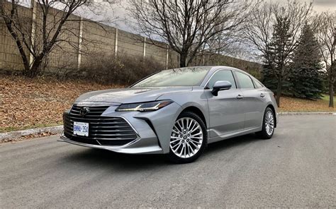 The Toyota Avalon is Going Away and Nobody Will Care - The Car Guide