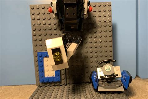 Portal 2 Glados Lego