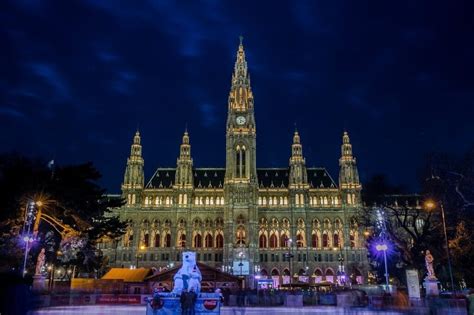 Vienna Nightlife Guide: Top Vienna Party Places & Nightclubs