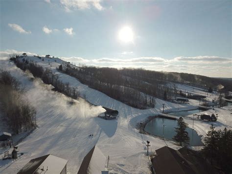 6 Best Ski Resorts in Wisconsin, 2023/24