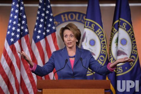 Photo: House Minority Leader Nancy Pelosi speaks in Washington, DC ...