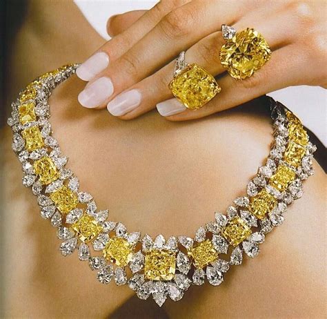 Yellow diamonds... | Amazing jewelry, Diamond, Jewelry