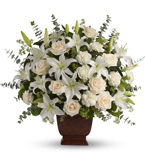 Deepest Sympathy Arrangement Chattanooga florist | Humphreys Flowers