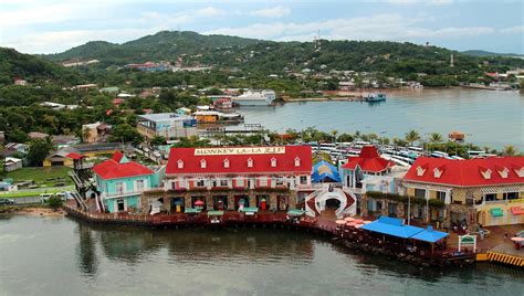 Coxen Hole Map - Roatan - Mapcarta