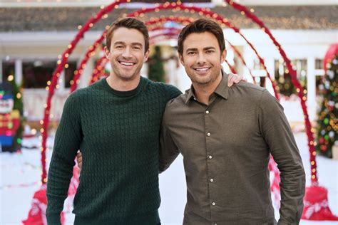 'The Christmas House': Hallmark Fans React to Channel's First LGBTQ ...