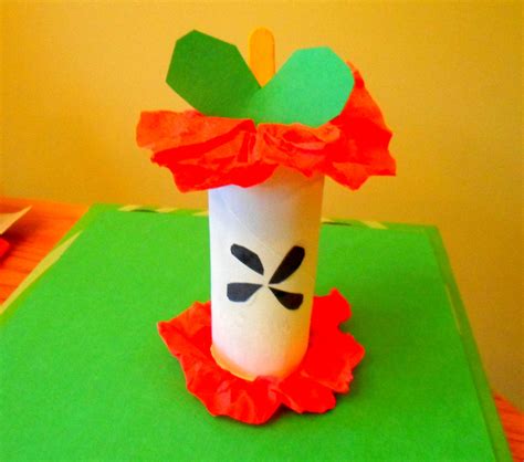 Fall Preschool Apple Craft Ideas | Apple crafts preschool, Preschool ...