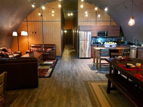 Doomsday bunkers, South Dakota: US families buy luxury to survive ...