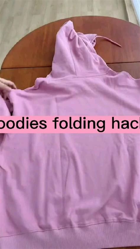 hoodie folding | Packing hacks clothes, Diy clothes life hacks, Clothes organization diy