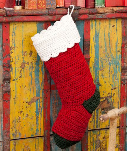 20 Crochet Christmas Stocking Patterns