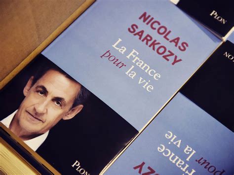 Nicolas Sarkozy says sorry in new book and rebrands himself for second ...