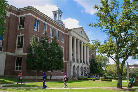 Tennessee State University Receives Grant To Boost STEM Access For Students Of Color | WPLN News