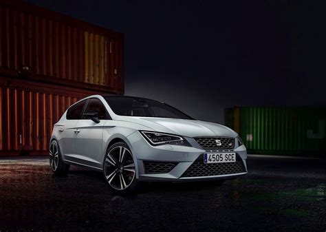 SEAT Leon Cupra Specs & Photos - 2013, 2014, 2015, 2016, 2017, 2018, 2019, 2020, 2021, 2022 ...