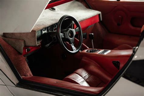 22 Years In Storage: The 1982 Geneva Motor Show Lamborghini Countach LP500 S