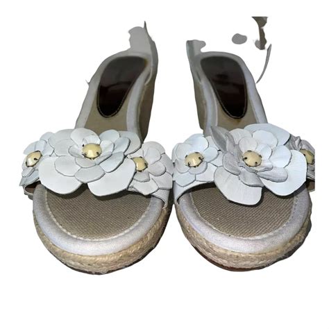 Bare Traps Daisy Sandals Cheap Sale | cpshouston.net