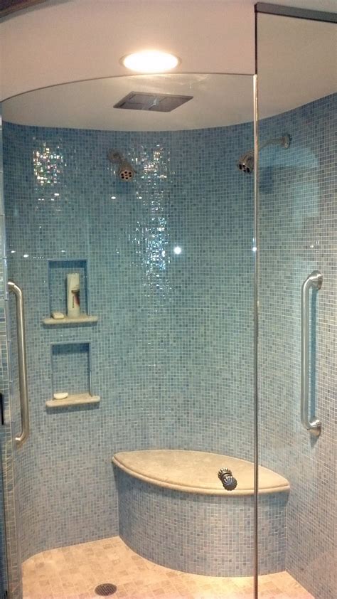 Blue Glass Tile Bathroom / 41 aqua blue bathroom tile ideas and ...