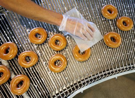 Krispy Kreme giving free donuts to COVID-19 vaccine recipients