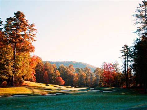 These fall golf photos prove why this is the best time of year to play ...