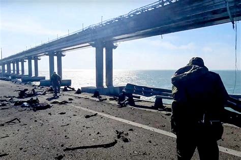 Russia says 3 killed in Crimea bridge blast | ABS-CBN News