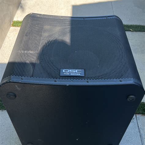 QSC KW181 Subwoofer for Sale in Los Angeles, CA - OfferUp