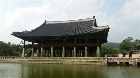 Gyeongbokgung Palace – History in Motion