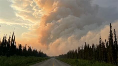 Historic 2022 wildfire season has Yukon well past 25-year average for area burned | CBC News