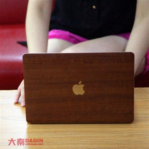 Making customized MacBook skins – Custom mobile case machine | Custom phone case machine ...